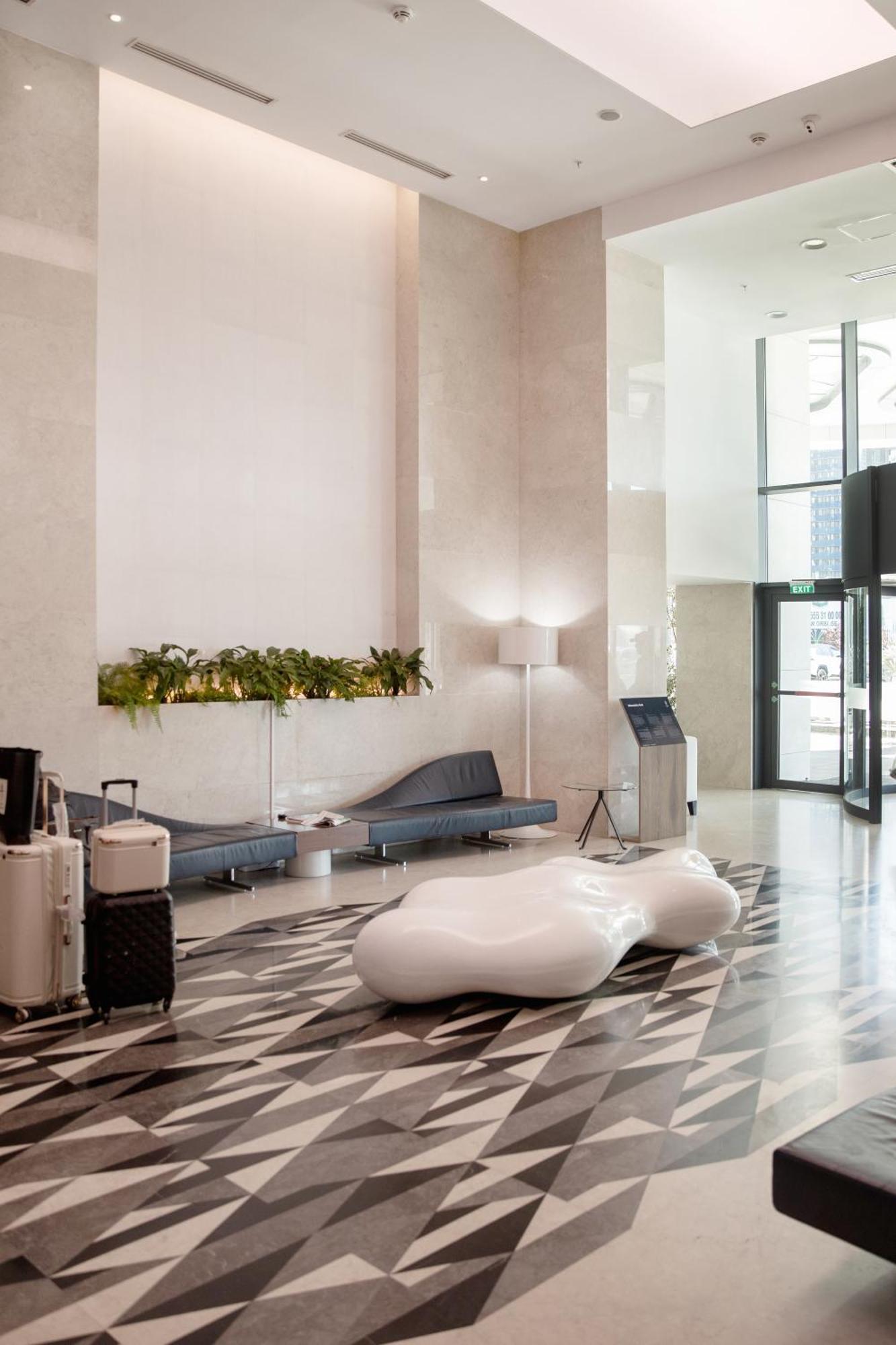 Onyx Palace Delux Batumi Exterior photo